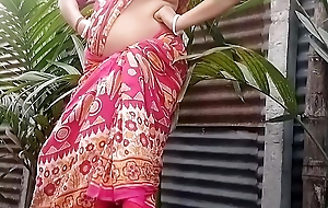 Bengali Desi Bhabhi Open-air Chudai Devar Ke Saath white-hot Saree unshaded (Official Video By Villagesex91 )