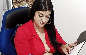 Spectacular lesbian boss licks their way employee's cunt - Porn in Spanish